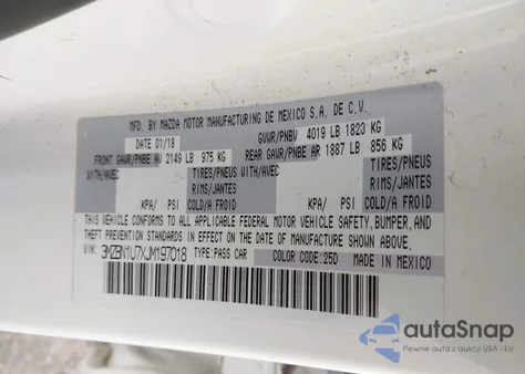 2018 Mazda Mazda3 Sport из США, поврежденный, VIN 3MZBN1U7XJM197018